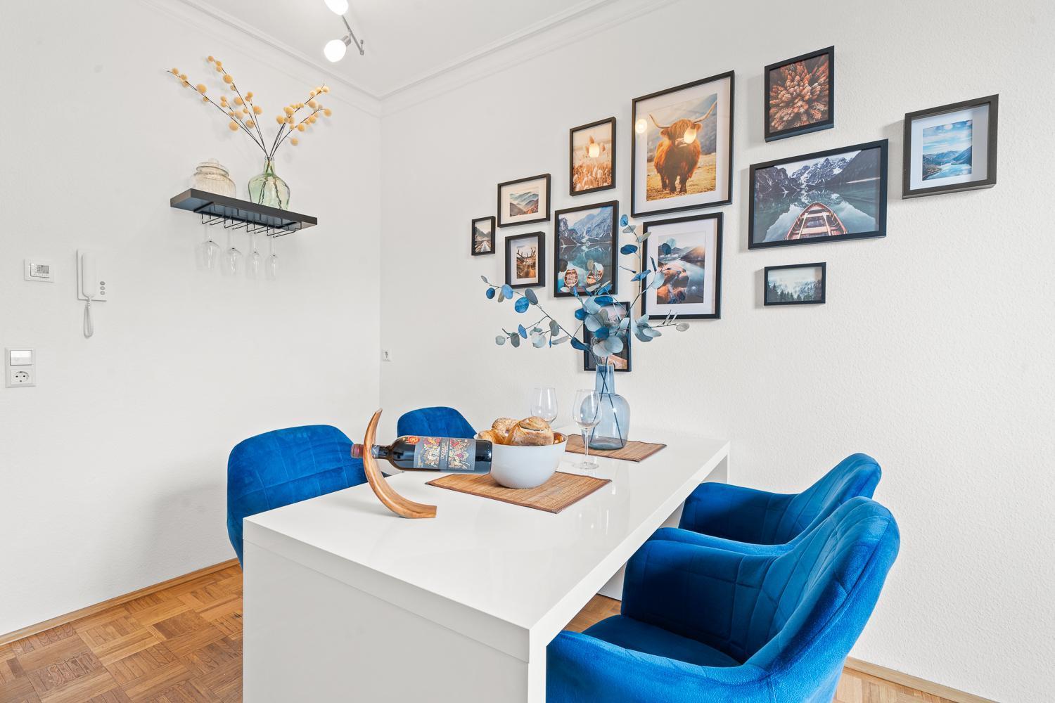 Velvet Ein Haus Mit Geschichte Im Herzen Tettnangs Messe Friedrichshafen Apartment Exterior photo